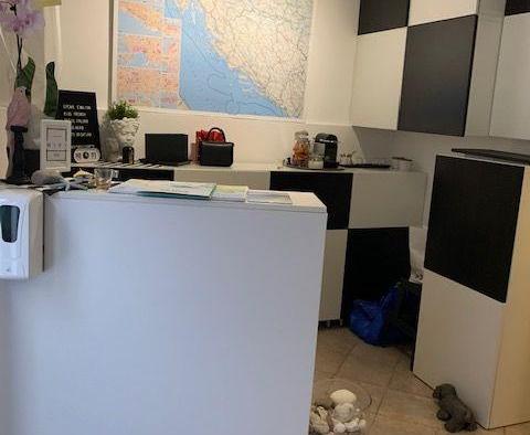 Dom z apartamentami na starym mieście Rovinj - świetna miejscowość turystyczna! - pic 11