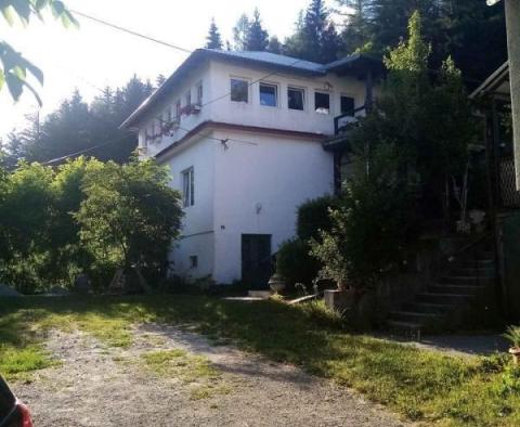 Maison originale à Vrbovsko, Gorski Kotar - pic 3