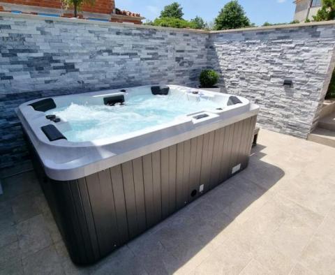 An impressive new built villa with a swimming pool in a great location in Labin area - pic 19