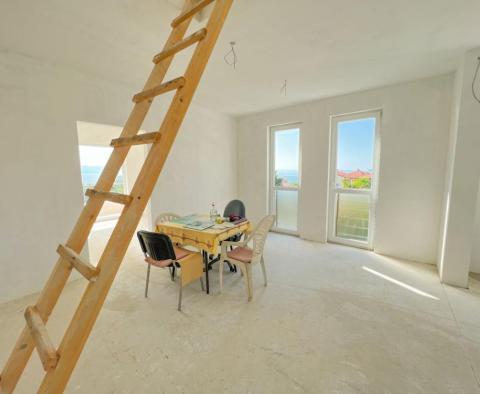 Top-quality apartment ready for furnishing with a panoramic view and close to the sea in Lovran - pic 12