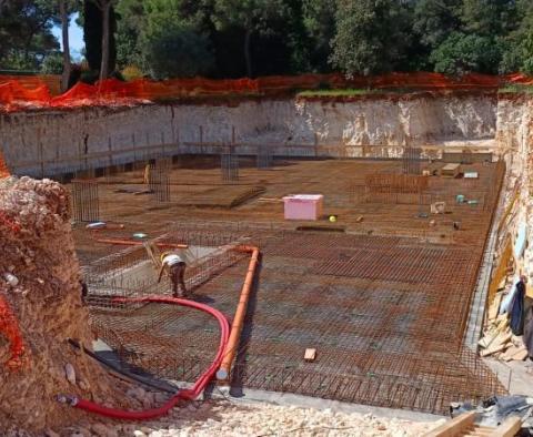 Niepowtarzalna rezydencja 5***** z basenem w Rovinj z pocztówkowymi widokami, w pierwszym rzędzie do morza, po drugiej stronie parku! - pic 13
