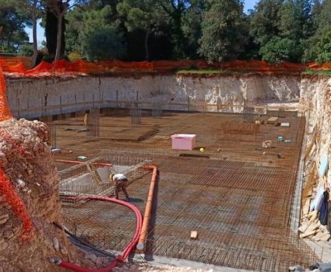 Niepowtarzalna rezydencja 5***** z basenem w Rovinj z pocztówkowymi widokami, w pierwszym rzędzie do morza, po drugiej stronie parku! - pic 16