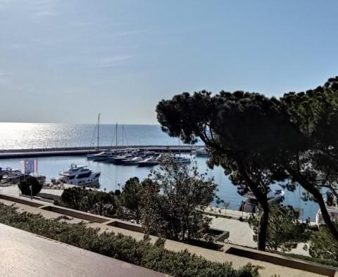Niepowtarzalna rezydencja 5***** z basenem w Rovinj z pocztówkowymi widokami, w pierwszym rzędzie do morza, po drugiej stronie parku! - pic 27