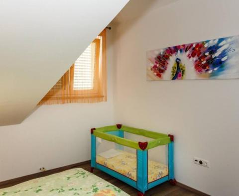Appartement au dernier étage de 66 m2 avec vue mer à Vrbnik, île de Krk - pic 13