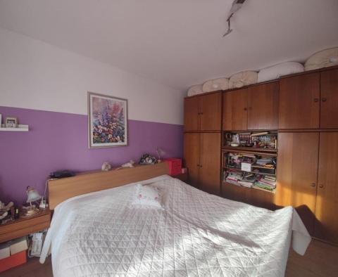 Renoviertes Haus mit Meerblick in Dramallj - foto 10