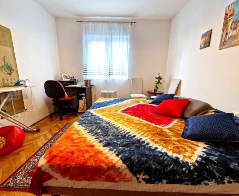 Appartement de deux chambres avec balcon à Opatija, avec vue sur la mer - pic 9