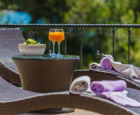 Luxus villa a tenger 1. sorban, szemben a magas színvonalú kikötővel - pic 26