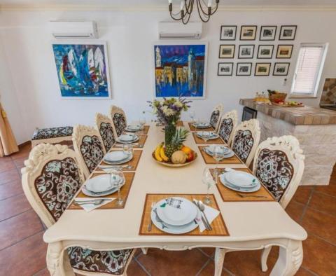 Luxus villa a tenger 1. sorban, szemben a magas színvonalú kikötővel - pic 40
