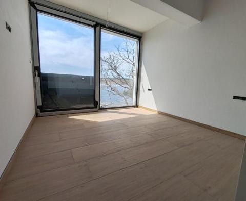 Wonderful 1st line apartment in Jadranovo in a new residence - pic 3