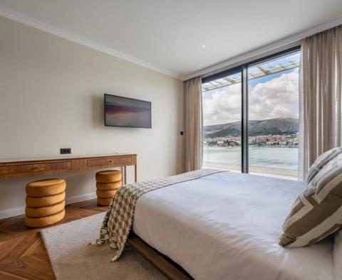 Seven pearls of Adriatic - seven luxury villas in Trogir area, 1st row to the sea - pic 9