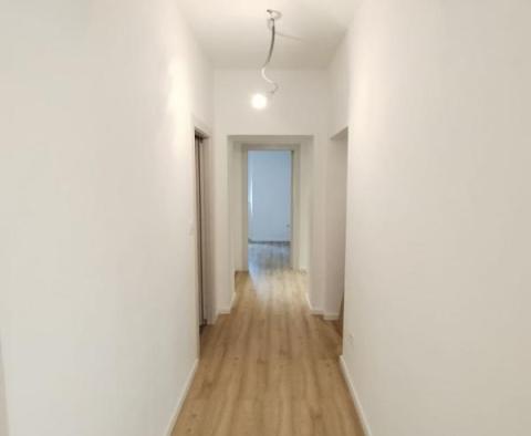 Renovated 2-bedroom apartment in a TOP location in Stoja - pic 12