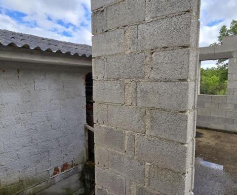 Maison dans la région de Rovinj, à 6 km de la mer ! - pic 21
