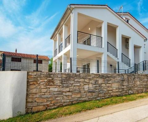 Impressionnante villa à Ližnjan, à 2 km de la mer - pic 38