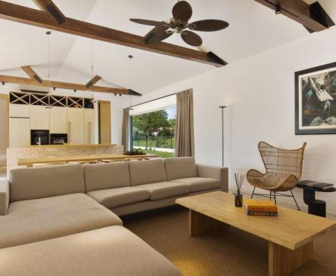 Beautiful modern villa for sale in Valtura-Liznjan area of half a hectare of land - pic 15