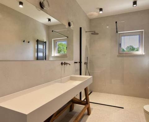 Beautiful modern villa for sale in Valtura-Liznjan area of half a hectare of land - pic 33