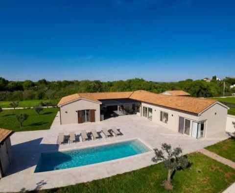 Beautiful modern villa for sale in Valtura-Liznjan area of half a hectare of land - pic 6