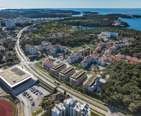 Three-bedrooms apartment in Pula, mere 350 meters from the sea - pic 2