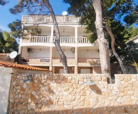 Piękny pensjonat pierwszej linii na wyspie Hvar - pic 15