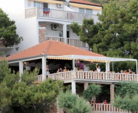 Piękny pensjonat pierwszej linii na wyspie Hvar - pic 28