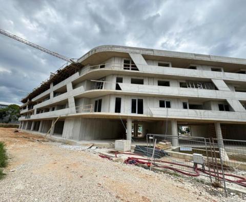 Die beste Luxusresidenz in Porec, die jemals gebaut wurde, nur 150 Meter vom Meer und der Riva entfernt – ein modernes, wegweisendes Projekt! - foto 15