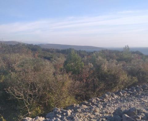 Residential construction land plot 700 meters from the sea, with sea views on Krk island 