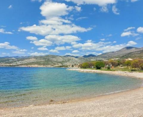 Land plot in Klenovica 150-200m from the sea with possibility to build 6 apartments building 