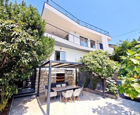 Exclusive villa with panoramic sea view in Jardanovo, mere 50 meters from the sea 