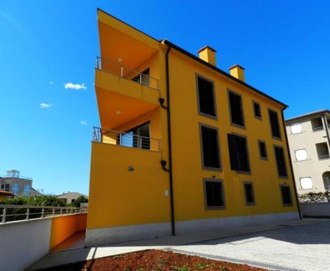 Excellent appart-hôtel à Premantura près du parc national de Kamenjak avec ses fantastiques plages de galets 