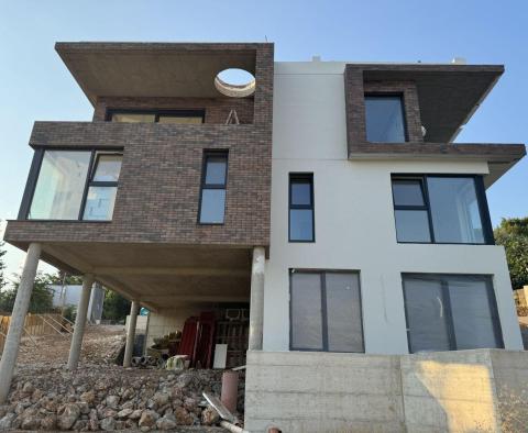 Triplex-Wohnung von 137 m2, 3 Schlafzimmer, Dachterrasse, Neubau in der Nähe von Opatija, Aussicht 