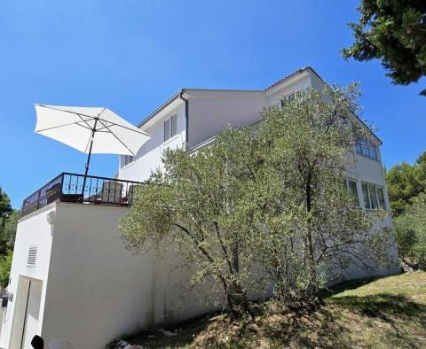Apartmanház zöldövezetben Zaostrogban 