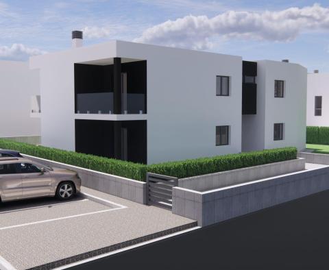 Nové apartmány Poreč, 1500 metrů od pláže, na prodej 