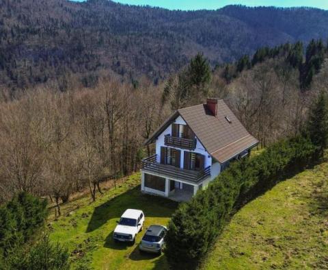 Schönes Winterhaus im Risnjak Nationalpark, zu verkaufen 
