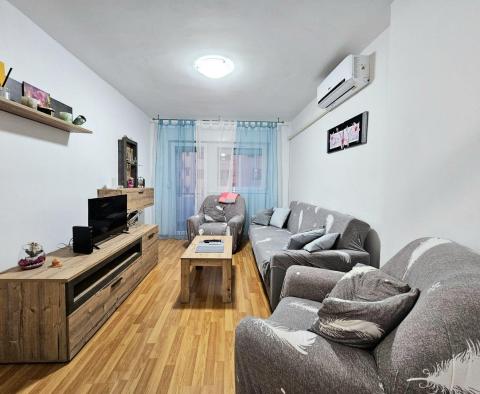 Квартира в Stoja, Пула, на продажу 