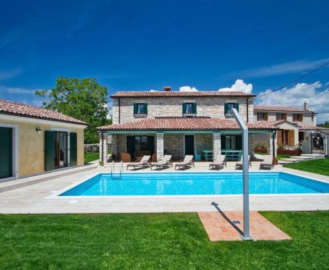 Villa in Kringa, Tinjan, for sale 