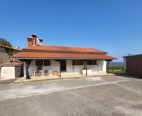 Estate in Pićan, for sale 