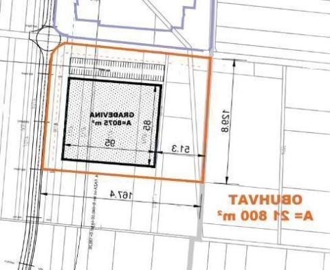 Большой промышленный участок в пригороде Загреба 