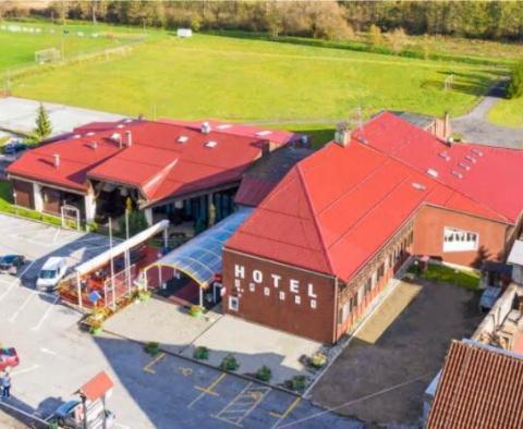 Einzigartiges Hotel zum Verkauf auf dem Weg zu den Plitvicer Seen 