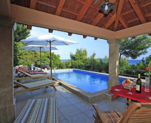 Charmante propriété en première ligne à vendre à Korcula 