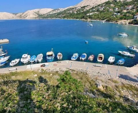 Unique new apartments and penthouse in Stara Baska on Krk on the 1st line to the sea, with boat moorings in front of the residence 