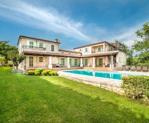 Luxury stone palazzo with swimming pool in Visnjan 