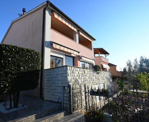 Apart-house in Štinjan, Pula, with sea views, just 300 meters from the sea 