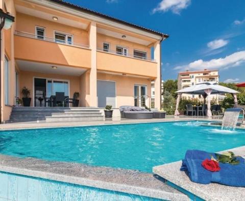 Villa with swimming pool near the city beaches in Nova Veruda, Pula suburb 