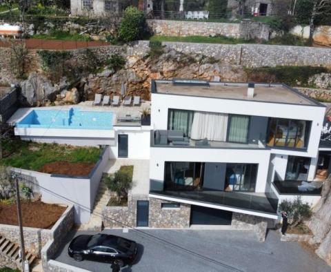 Moderne irrationale Villa in Bregi, Opatija 