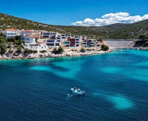 Egyike a hét tengerparti villának Sibenik környékén – az Adria hét gyöngyszeme! 