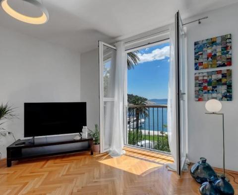 Appartement en première ligne à Makarska avec vue dégagée sur la mer 