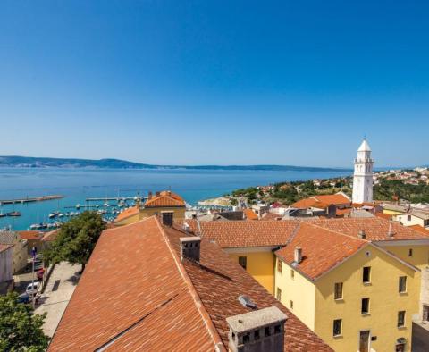 Appartement pas cher de 4 unités à Novi Vinodolski, avec vue sur la mer 