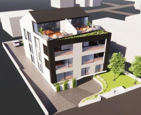 L'un des meilleurs emplacements de Rovinj propose un nouvel appartement moderne à seulement 200 mètres de la mer 