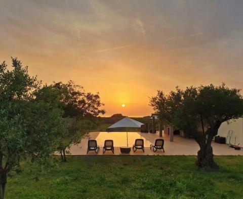 Very special villa in Novigrad area with distant sea veiws, 3 km from the sea 