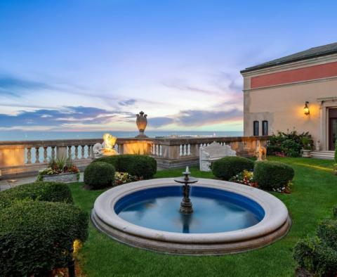Villa extraordinaire très insolite sur la 1ère ligne de la riviera d'Opatija 