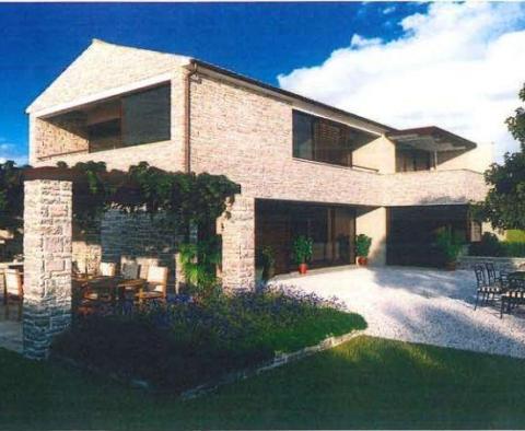 Urban land with building permit in Tinjan 